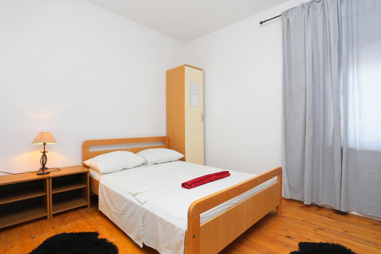 Apartments With A Parking Space Mastrinka, Ciovo - 4324 تروغير المظهر الخارجي الصورة