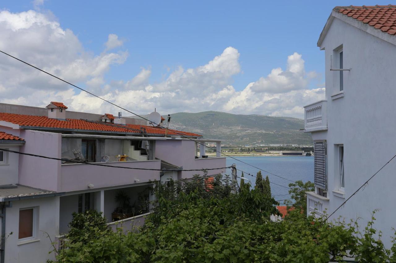 Apartments With A Parking Space Mastrinka, Ciovo - 4324 تروغير المظهر الخارجي الصورة