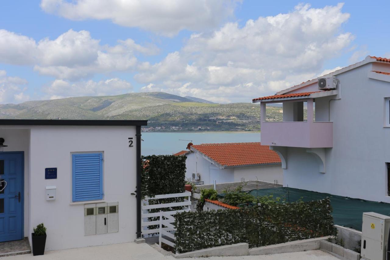 Apartments With A Parking Space Mastrinka, Ciovo - 4324 تروغير المظهر الخارجي الصورة