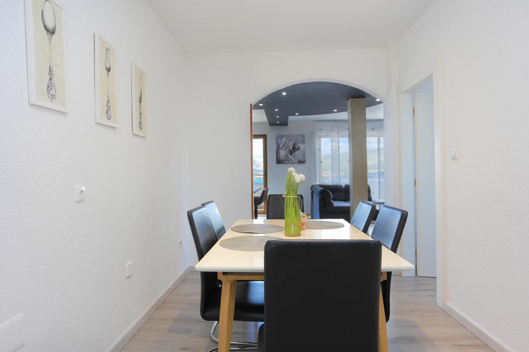 Apartments With A Parking Space Mastrinka, Ciovo - 4324 تروغير الغرفة الصورة