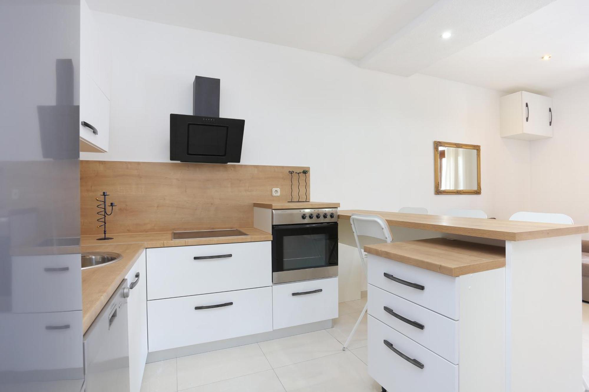 Apartments With A Parking Space Mastrinka, Ciovo - 4324 تروغير الغرفة الصورة