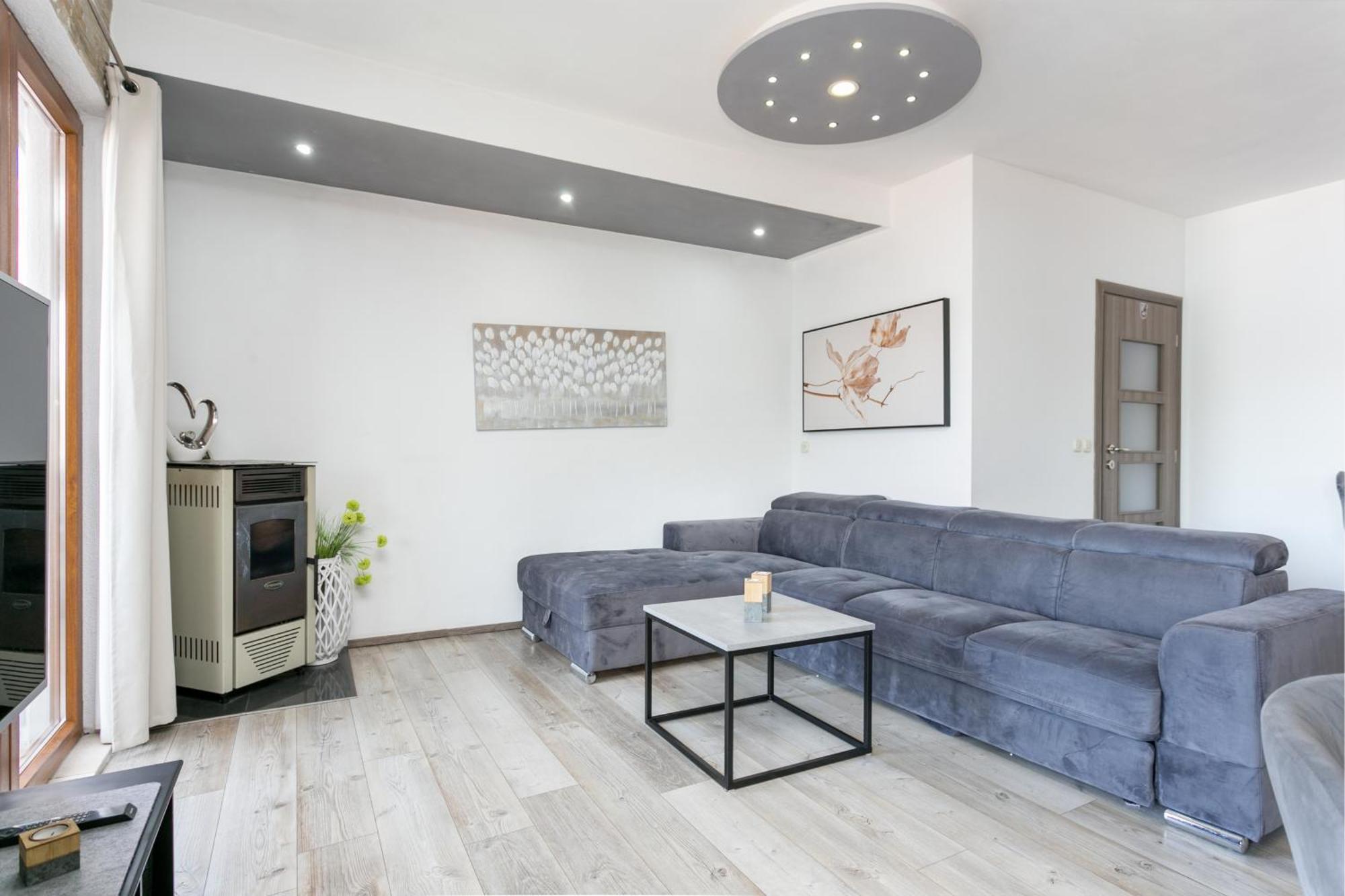 Apartments With A Parking Space Mastrinka, Ciovo - 4324 تروغير الغرفة الصورة