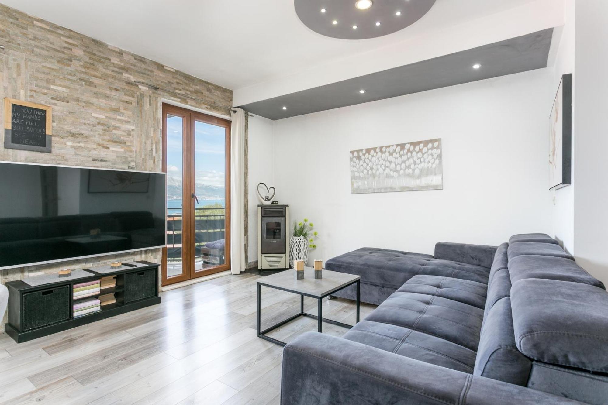 Apartments With A Parking Space Mastrinka, Ciovo - 4324 تروغير الغرفة الصورة